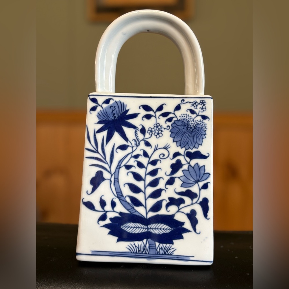 Formalities By Baum Bros Vase Basket Cobalt Blue And White - Picture 3 of 12
